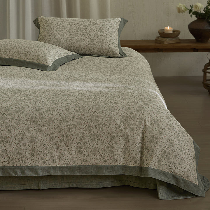 Floral Cotton-Linen Bedspread Set with Chambray Trim