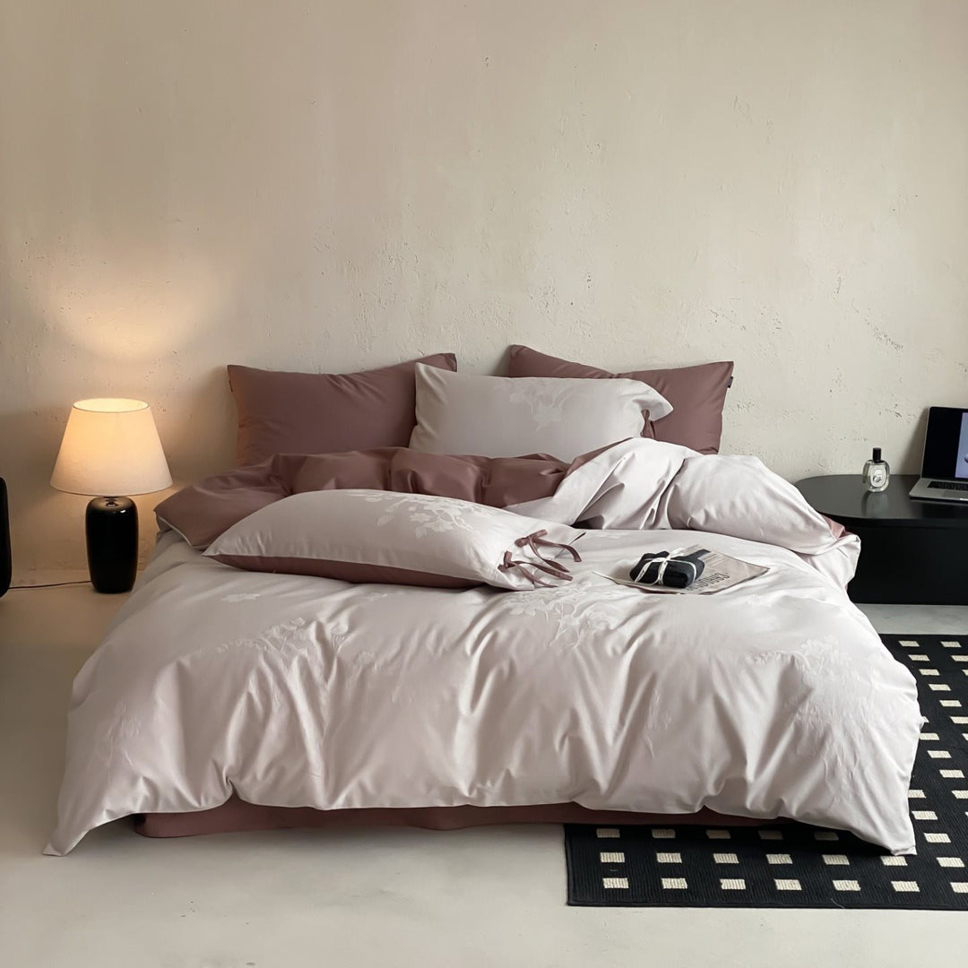 Elegant cotton satin bedding set with reversible function and ties
