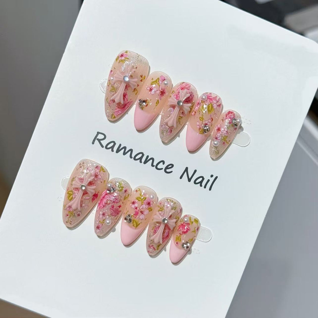 Floral Themed Press-On Nail Set Stornfield