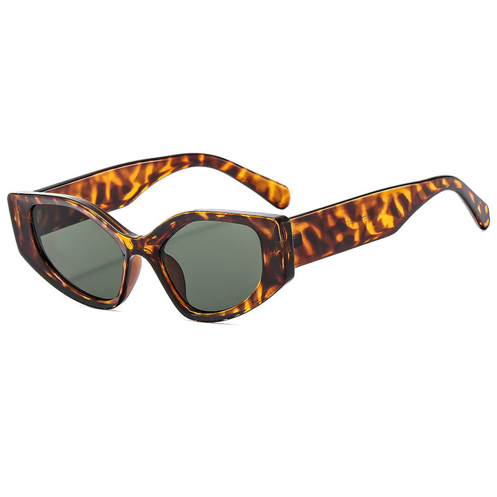 Women's Fashion Cat Eye Sunglasses with Wide Frame Stornfield
