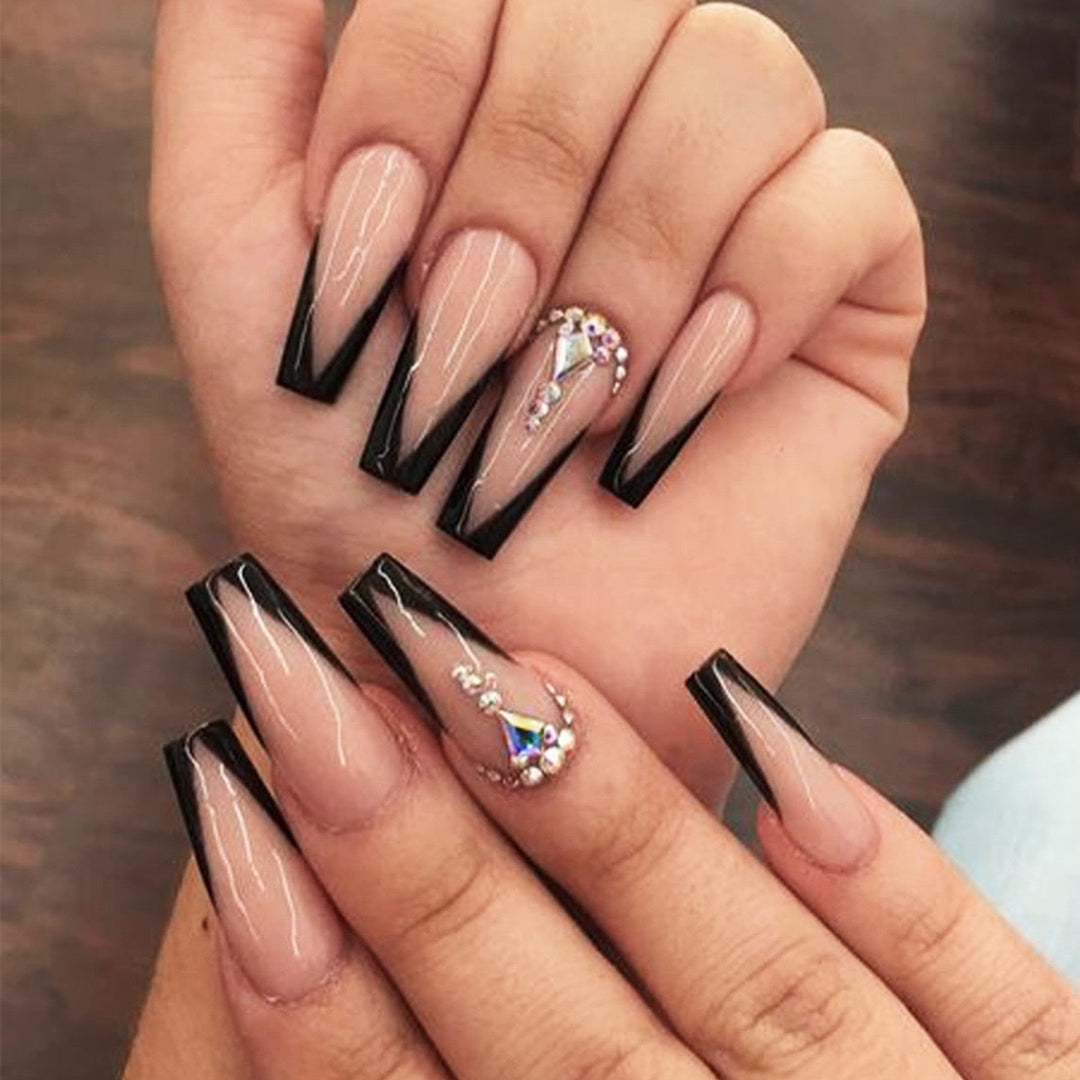 Artificial nail set with elegant tip accents Stornfield