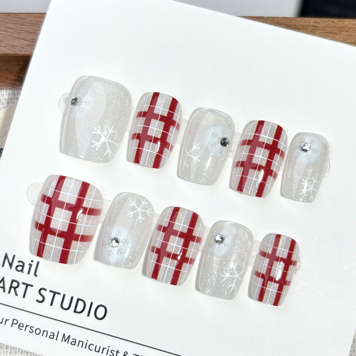 Plaid Pattern Press-On Nail Art Set