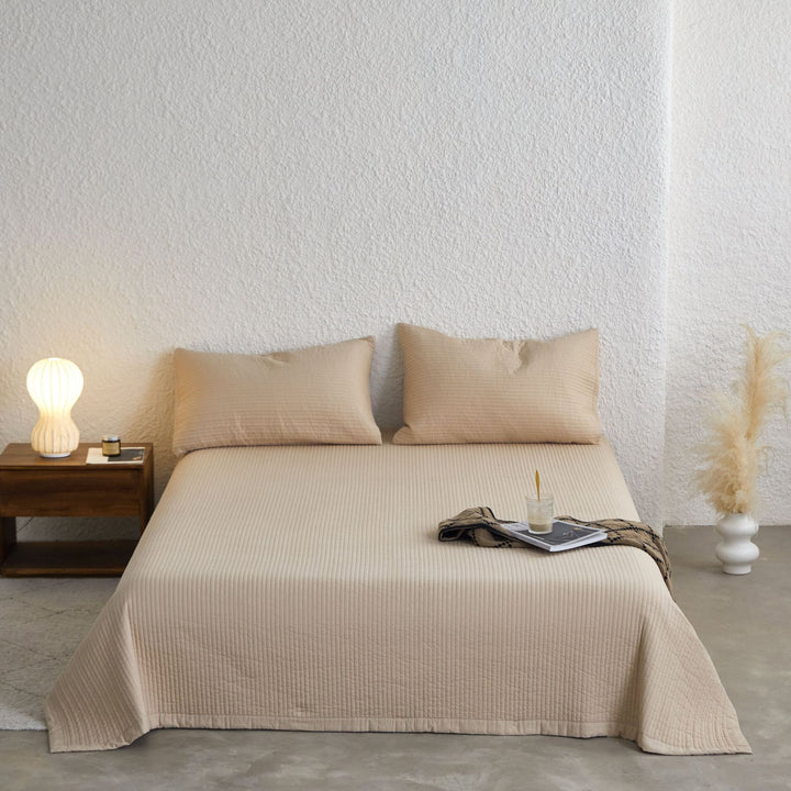 Lightweight Quilted Bedspread and Matching Pillow Sham Set