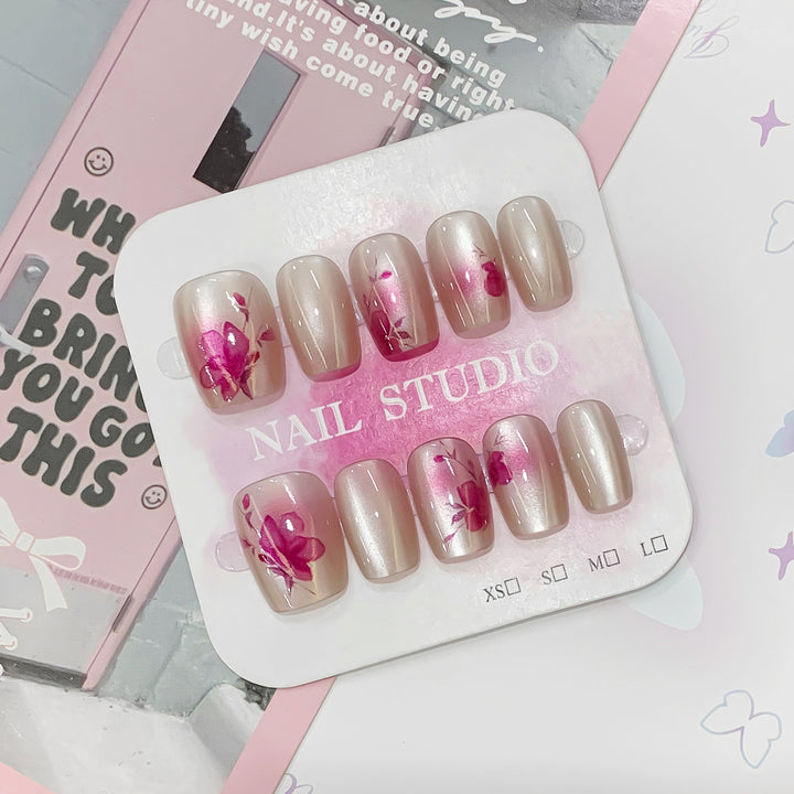 Artificial nail tips with floral accents Stornfield