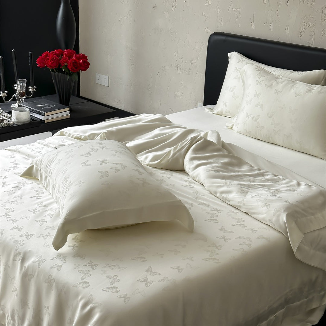 Satin Jacquard Butterfly Duvet Cover Set with Silky Sateen Weave & Hidden Closure