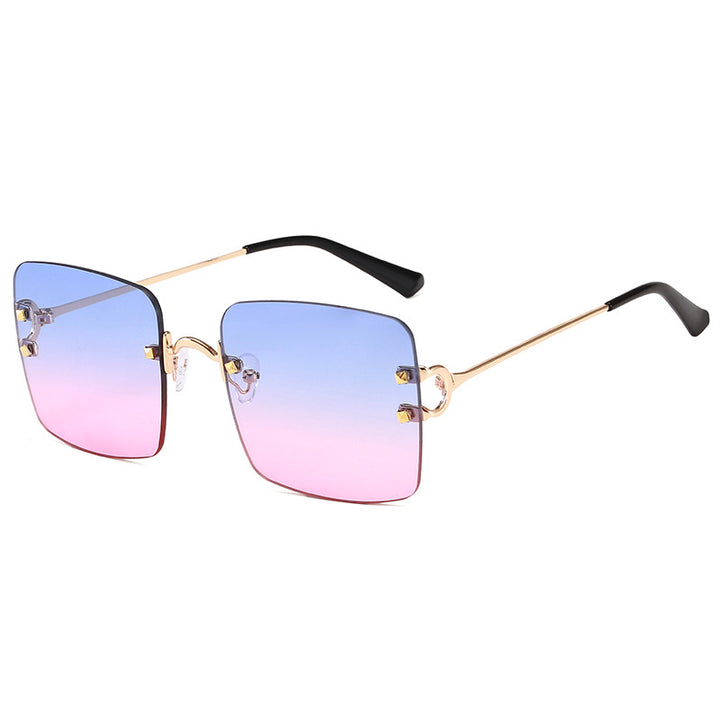 Women square sunglasses with an elegant metal frame and sturdy lenses Stornfield