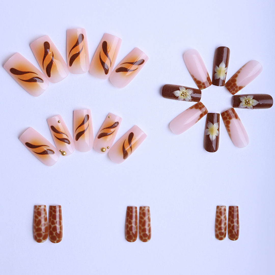 Exquisite Floral and Animal Design Artificial Nails Stornfield