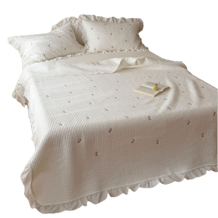 Quilted Ruffled Cotton Bedspread Set