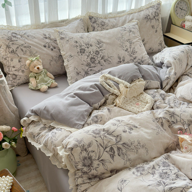 Cute Cartoon-Themed Duvet Cover Set