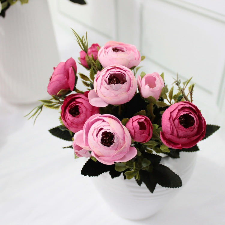 Lifelike Floral Decorative Bouquet