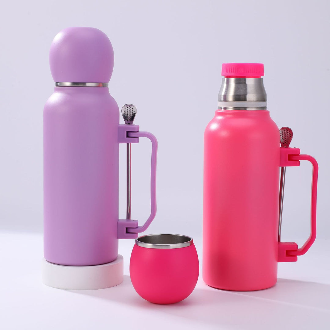 Women practical insulated bottle with integrated tea strainer Stornfield