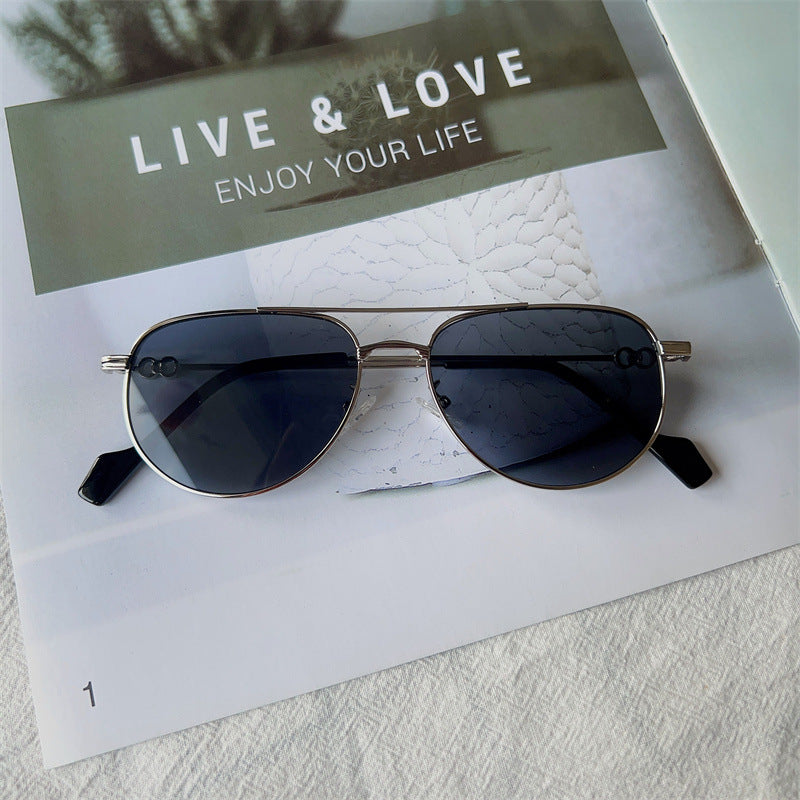 Vintage-Inspired Aviator Sunglasses Stornfield