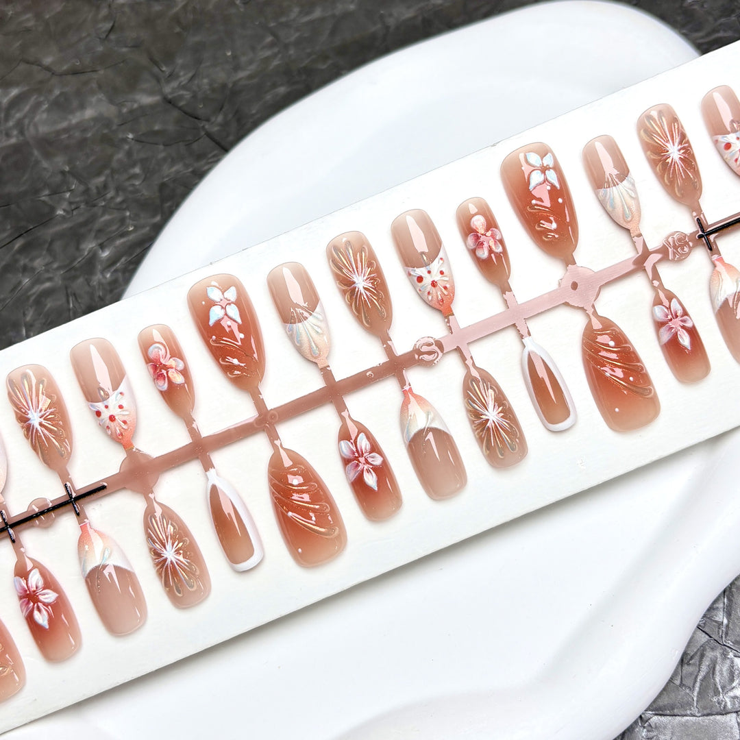 Decorative Floral Articulation Press-On Nail Set