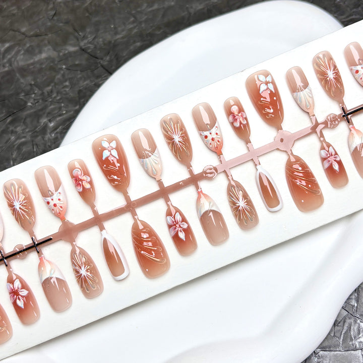 Decorative Floral Articulation Press-On Nail Set
