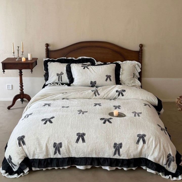 Embroidered Bow Ruffled Duvet Cover Set with Textured Cotton-Linen Weave