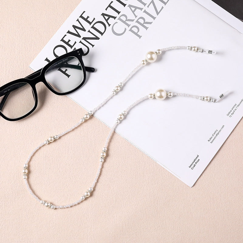 Beaded Eyewear Chain Stornfield