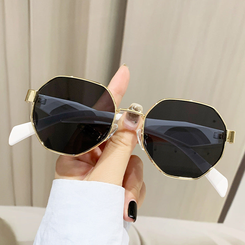 Women's fashionable sunglasses with high-quality rectangular frame and UV protection Stornfield