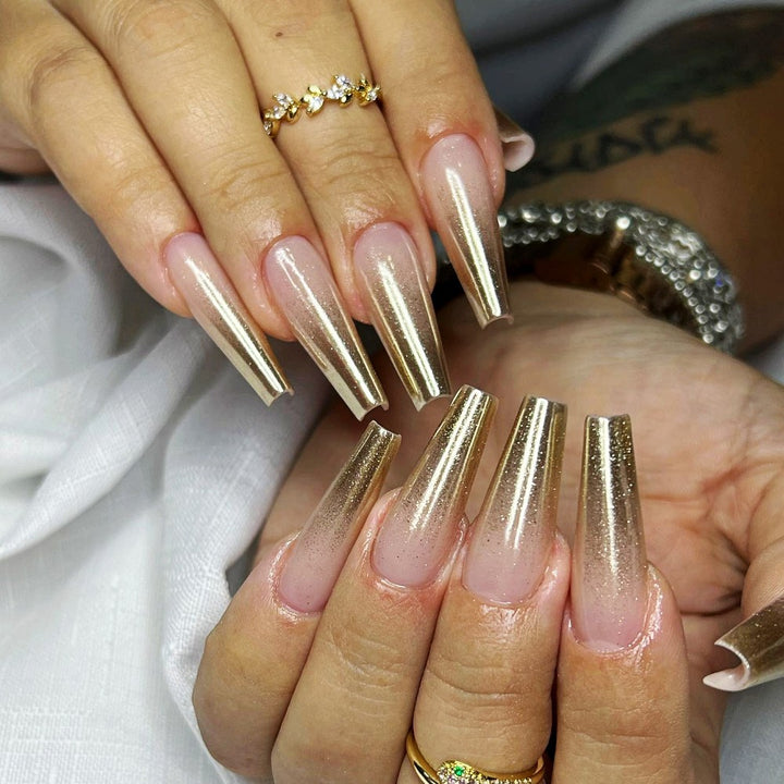 Artificial nails with elegant ombre effect Stornfield