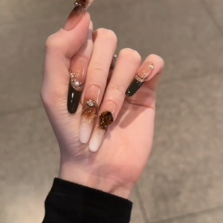 Creative Design Nails Stornfield