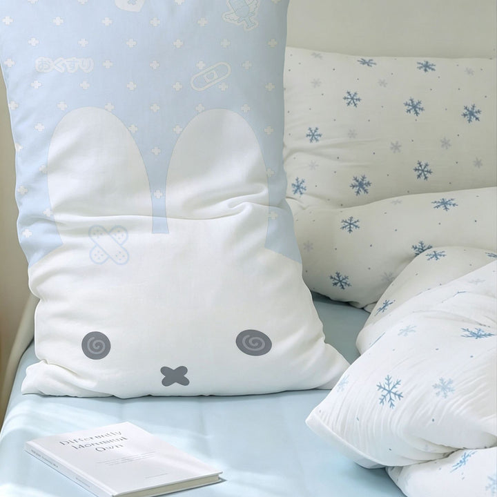 Cute Cartoon Bunny-Themed Decorative Pillow