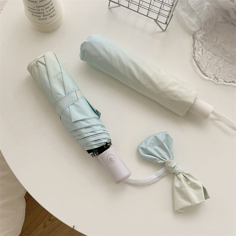 Women Folding Umbrella Stornfield