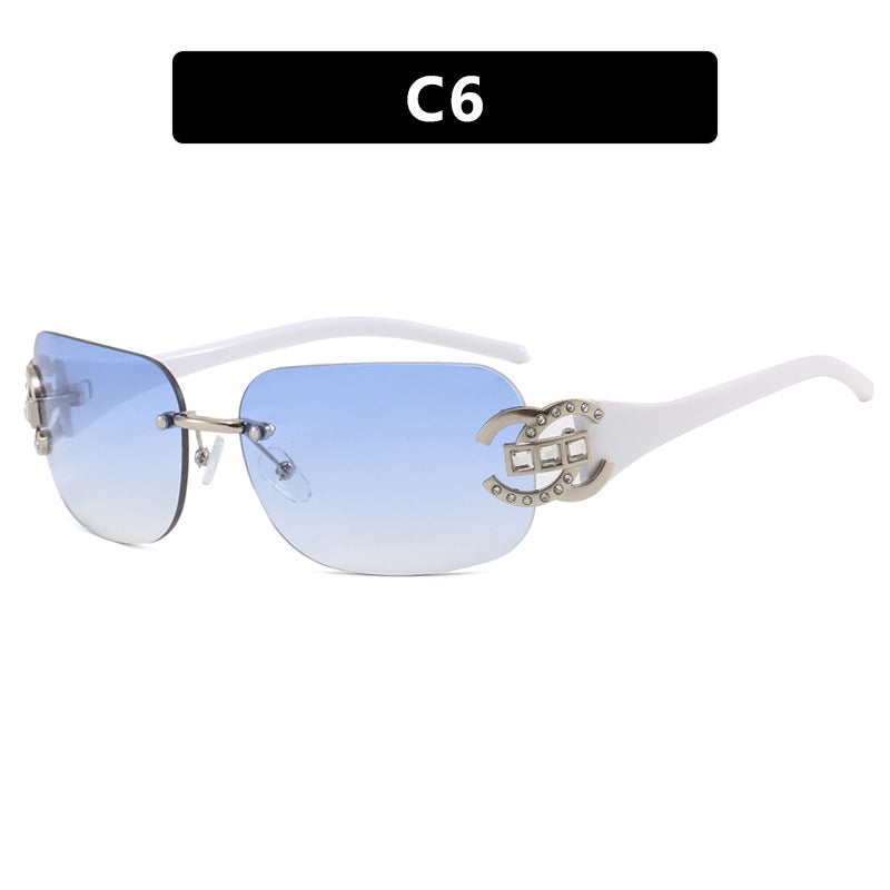 Women's fashionable sunglasses with luxurious geometric frame and protective UV filter Stornfield
