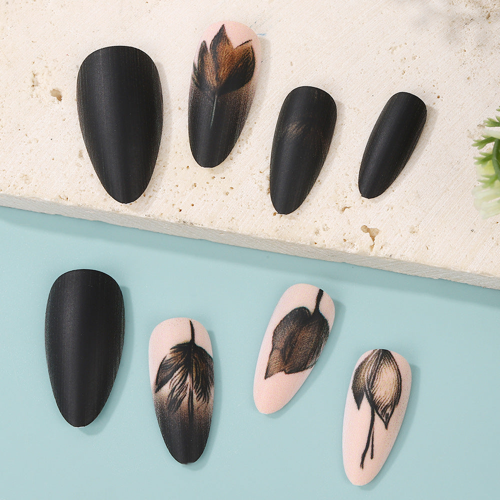 Creative Nail Art Set with Elegant Leaf Patterns Stornfield