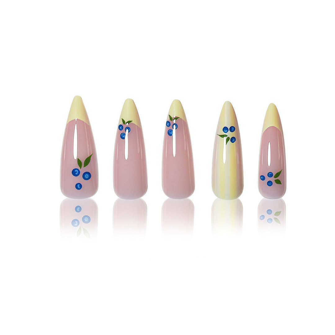 Artistic Floral Design Press-On Nails Stornfield