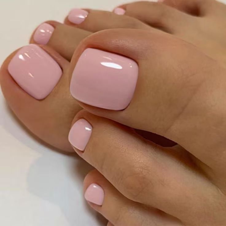 Nail set with elegant high-gloss finish Stornfield