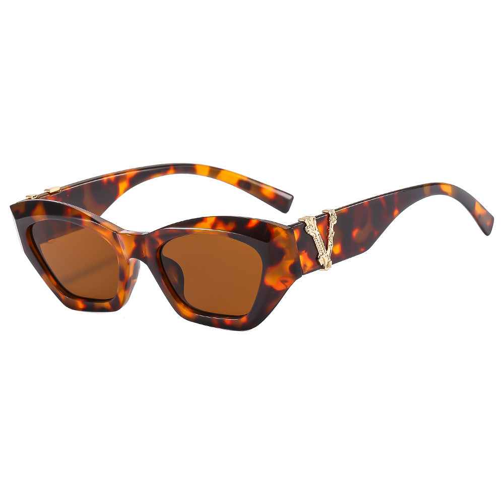 Women's Cat-Eye Sunglasses with Luxurious Details Stornfield