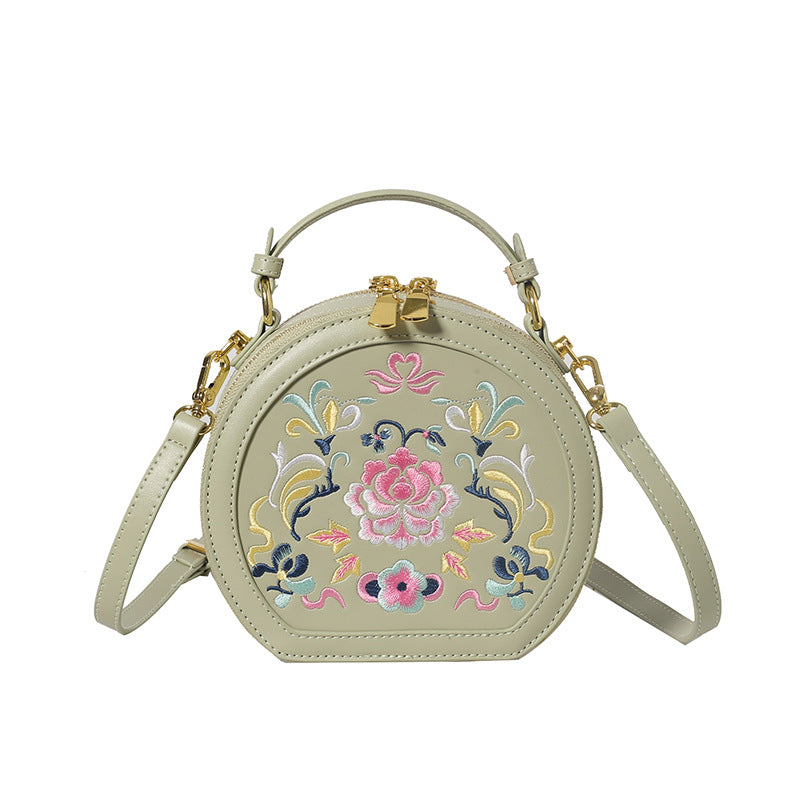 Vintage Floral Embroidered Handbag Stornfield