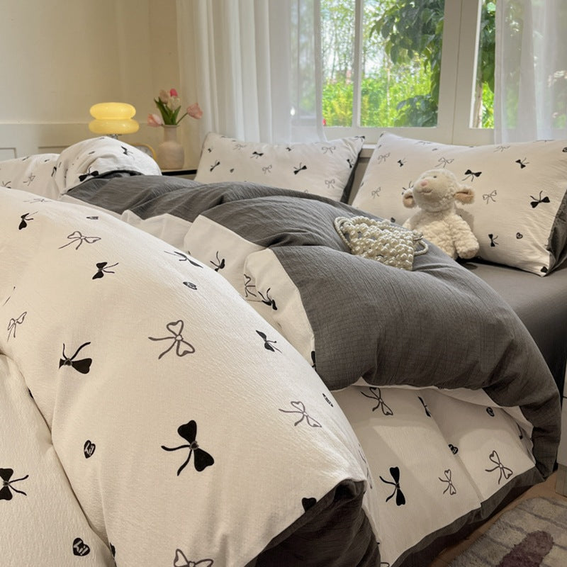Lightweight Decorative Bedding Set