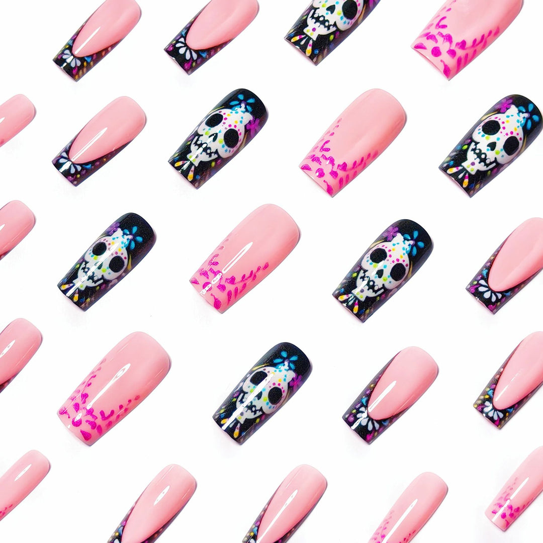 Creative nail art with detail-loving skull design Stornfield