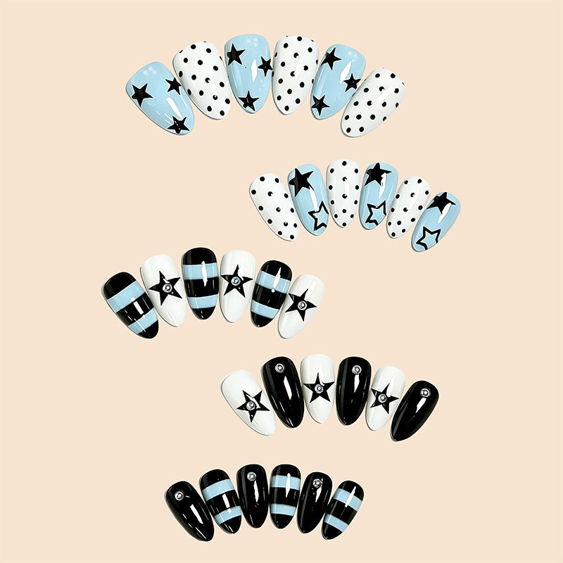 Artificial nails with trendy star and dot designs Stornfield