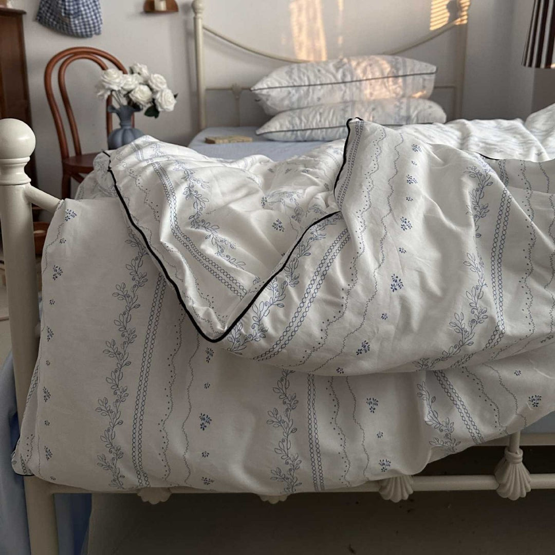 Floral Printed Cotton Sateen Duvet Cover Set with Piped Edge & Matching Pillow Shams