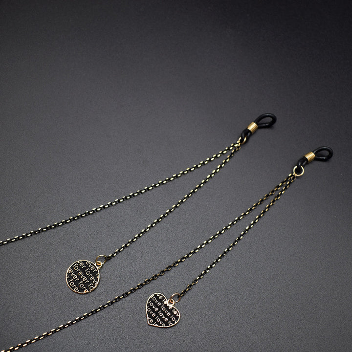 Elegant Heart Pendant Eyewear Chain Stornfield