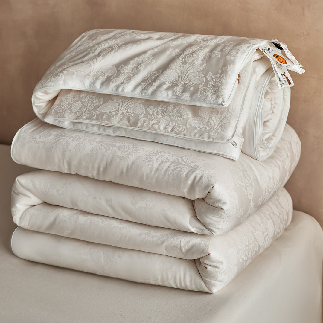 Luxury Jacquard Down Alternative Comforter Set