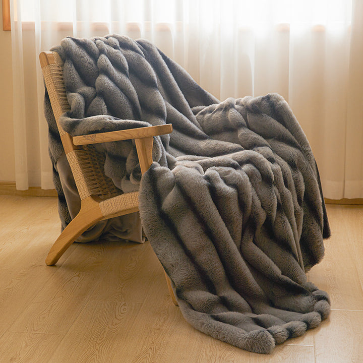 Oversized Luxurious Faux Fur Throw Blanket with Deep Plush Pile for Sofa and Bed