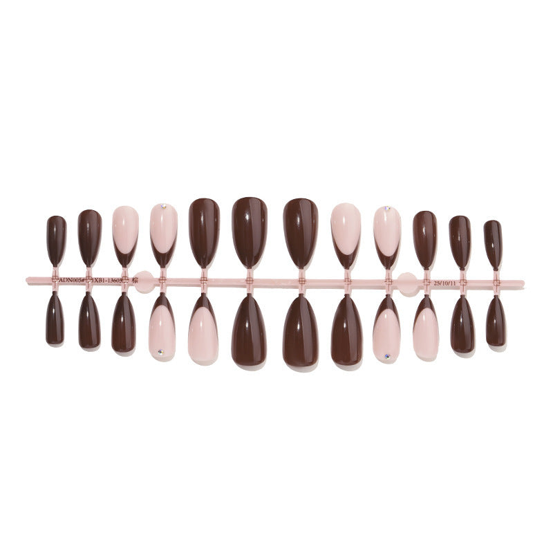 Artificial nail set with glamorous high gloss designs Stornfield
