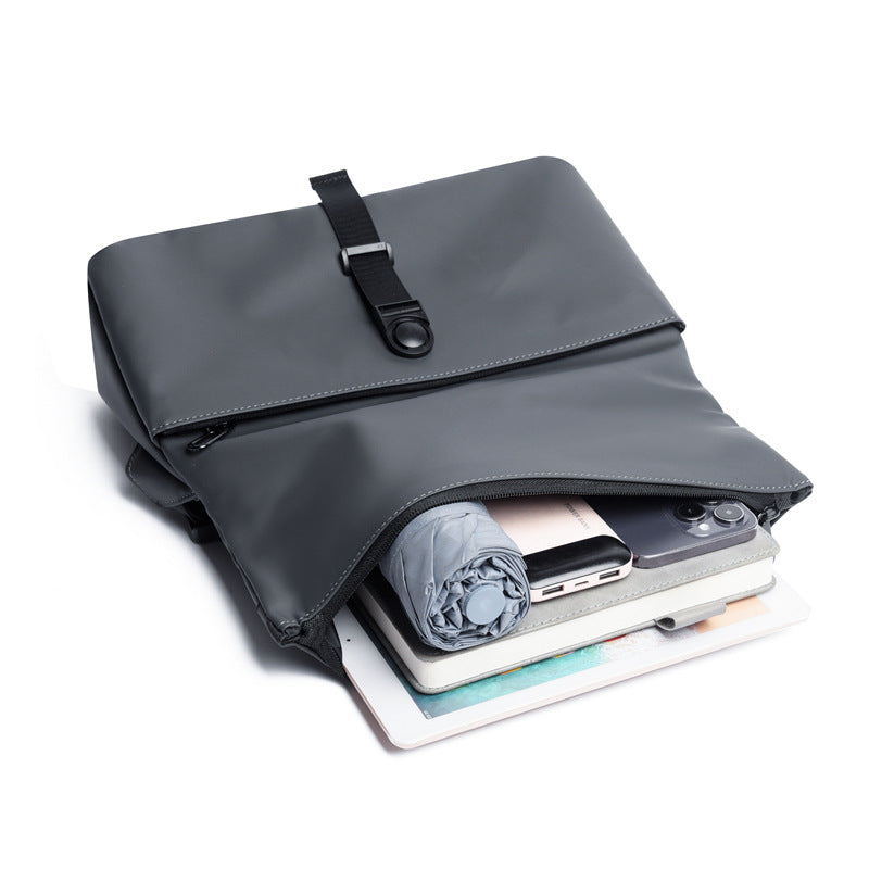 Water-Resistant Messenger Bag Stornfield