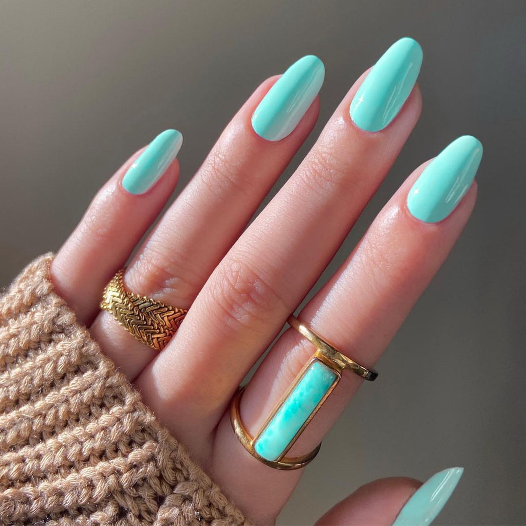 Elegant artificial nails with glossy surface Stornfield