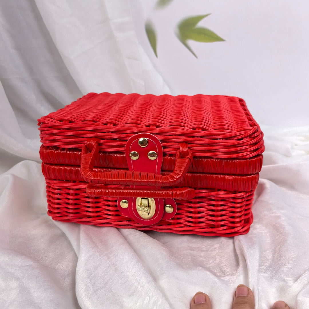 Women's handcrafted cosmetic storage case Stornfield