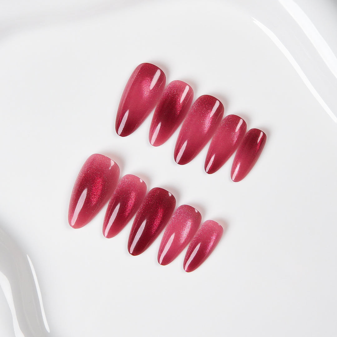 Iridescent Pointed Press-On Nail Set