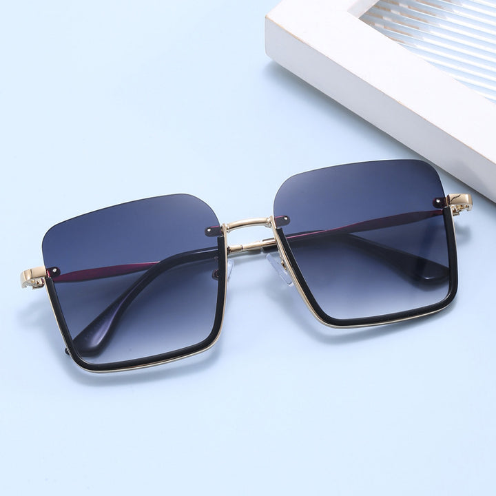 Women oversized sunglasses with elegant geometric frame Stornfield