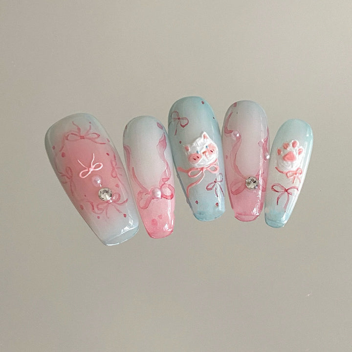 Artistic Press-On Nail Design