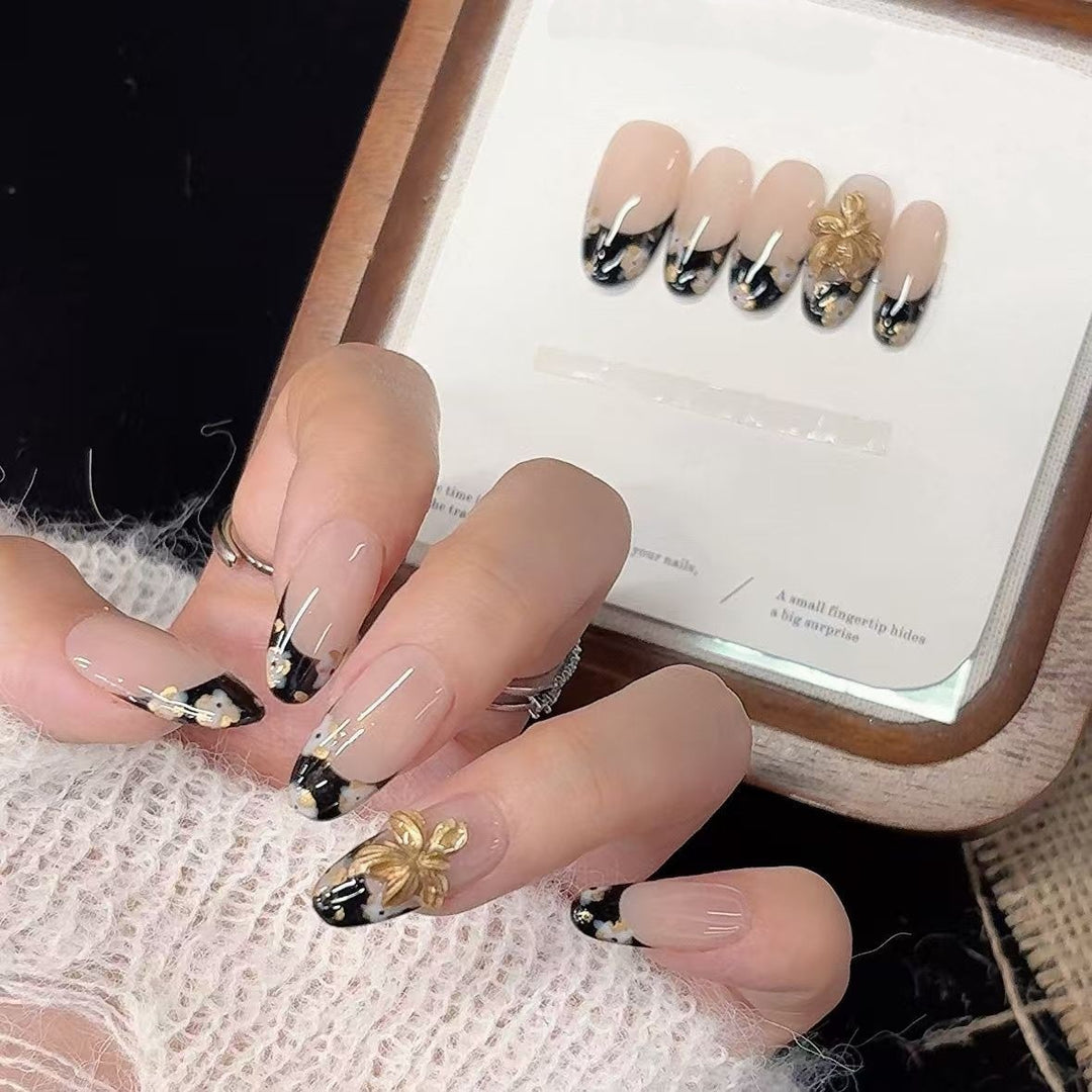 Elegant Floral Press-On Nail Art Stornfield
