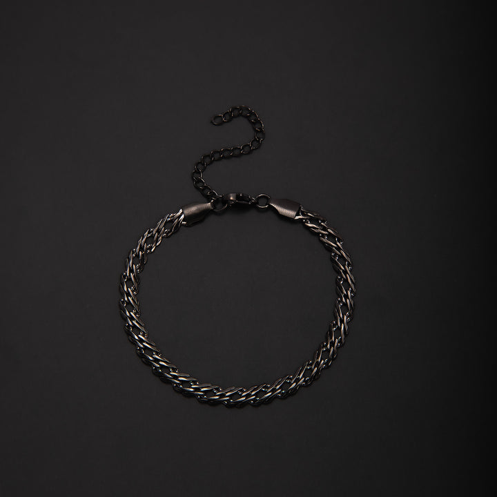 Stylish Interwoven Chain Bracelet Stornfield