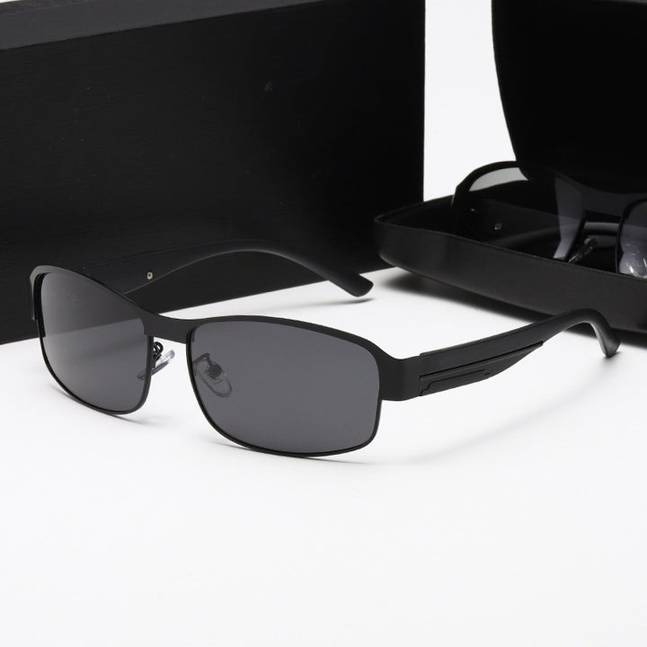 Ladies sporty sunglasses with robust metal frame and polarized lenses Stornfield