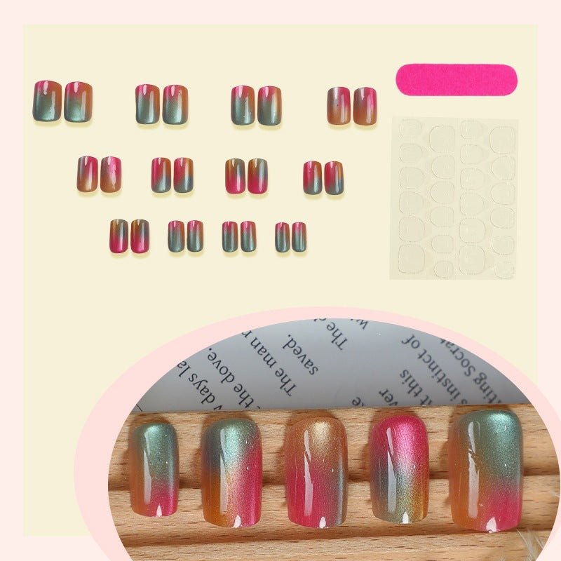 Artificial nail set with elegant gradient design Stornfield