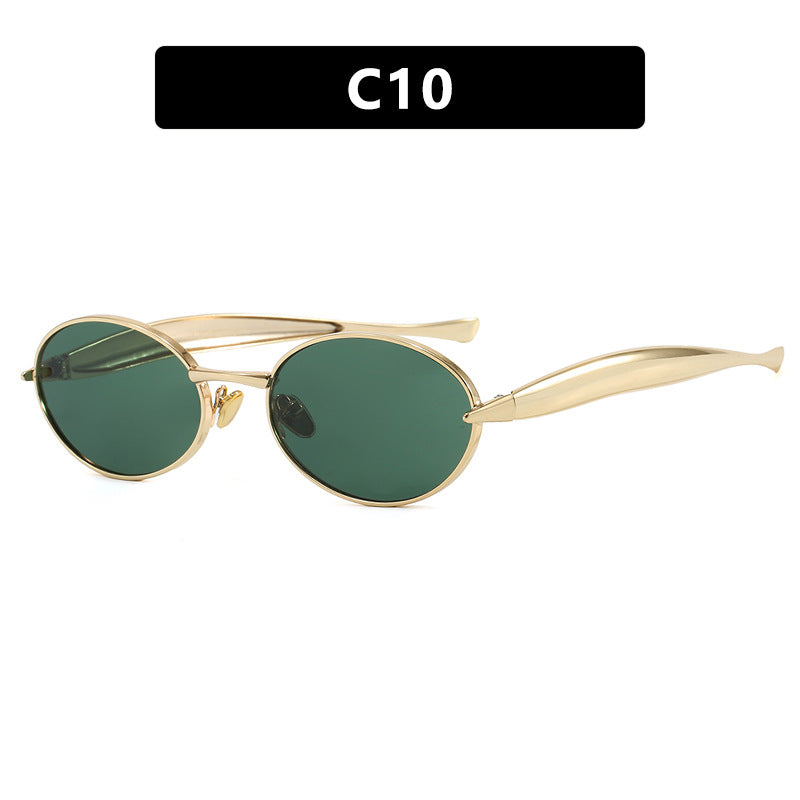 Women's fashionable sunglasses with oval frame and sparkling details Stornfield